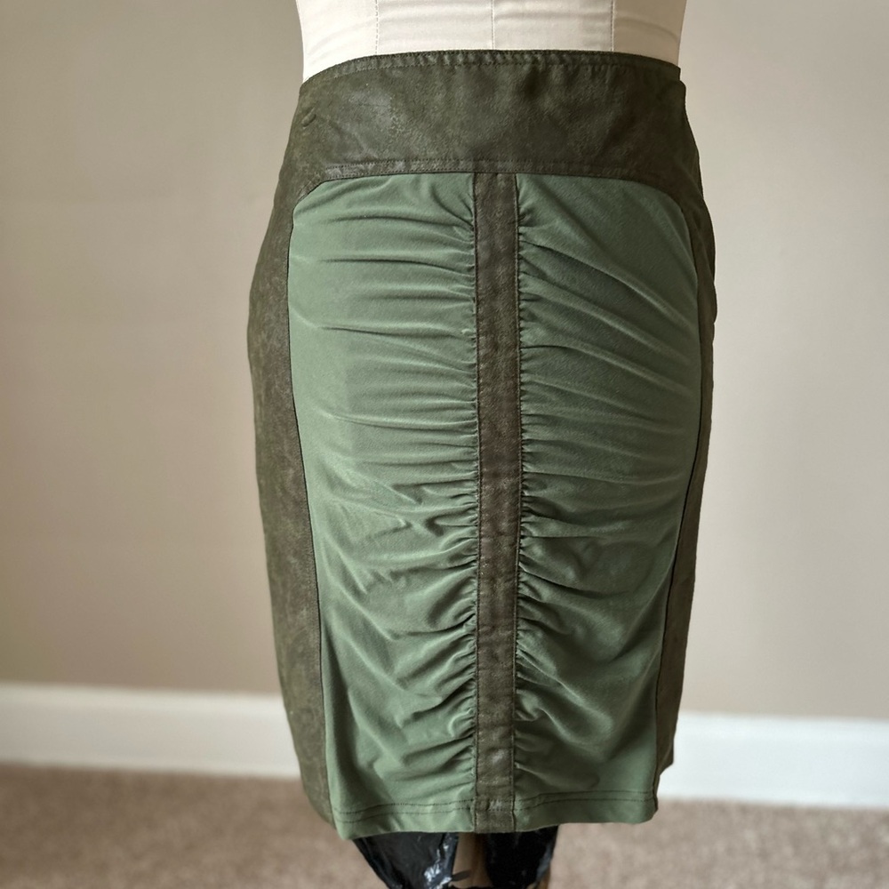 Olive Green 2 toned Knee-Length Ruched Pencil Skirt for Work